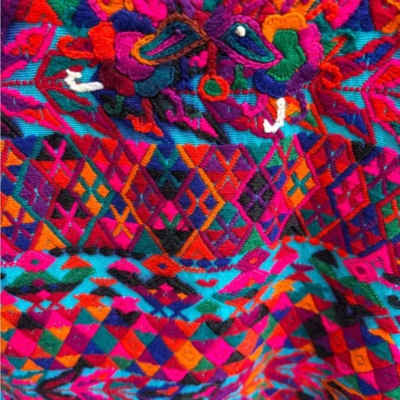 Vintage Guatemalan Huipil - Picture 2 of 9